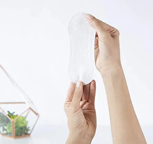 L. Chlorine Free Ultra Thin Liners Regular Absorbency, Organic Cotton, Free of Chlorine Bleaching L.