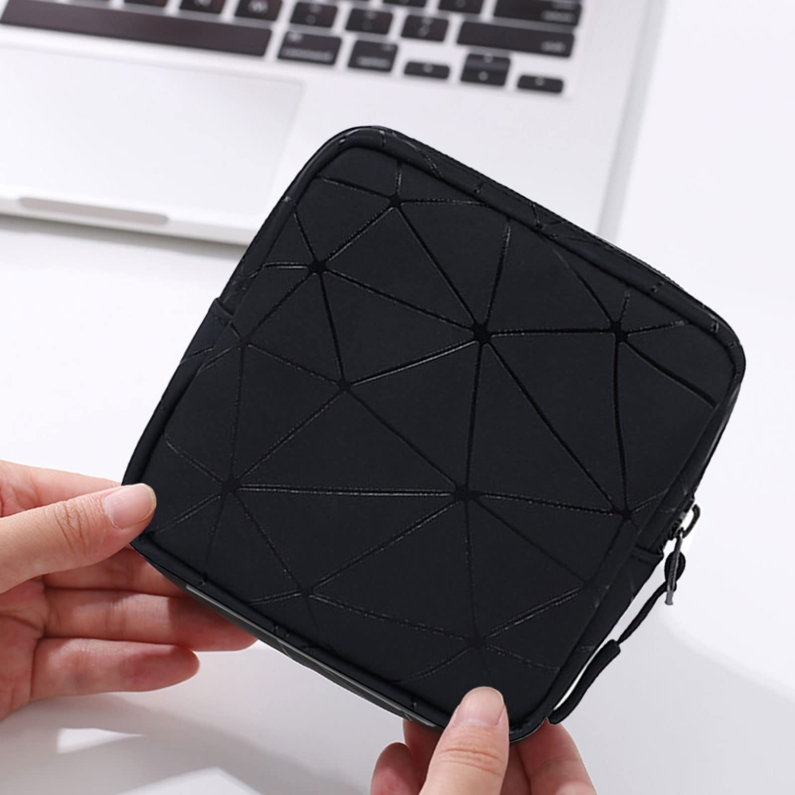 CCLEOOCOO Sanitary Napkin Storage Bag,Leather Waterproof Feminine First Period Bag with Zipper CCLEOOCOO