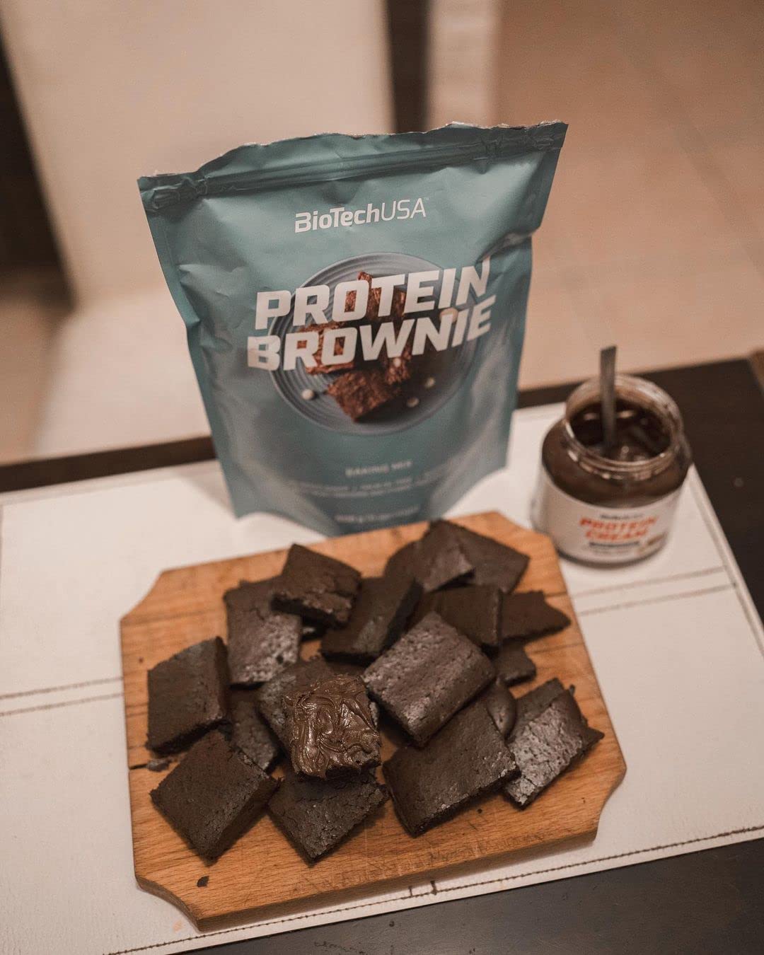 BioTechUSA Protein Brownie, Baking Mix with Collagen, whey proteins and sweeteners. 600 g, Chocolate BioTechUSA