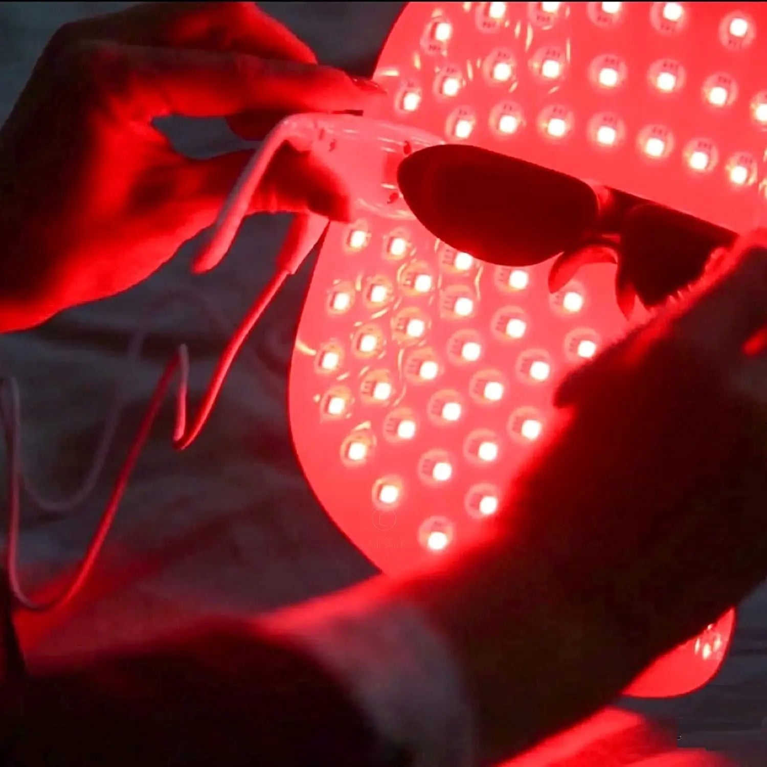 Lyte Wireless LED Light Therapy Mask Red Blue Amber 3 Color Light Weight| Includes Power Lift Care