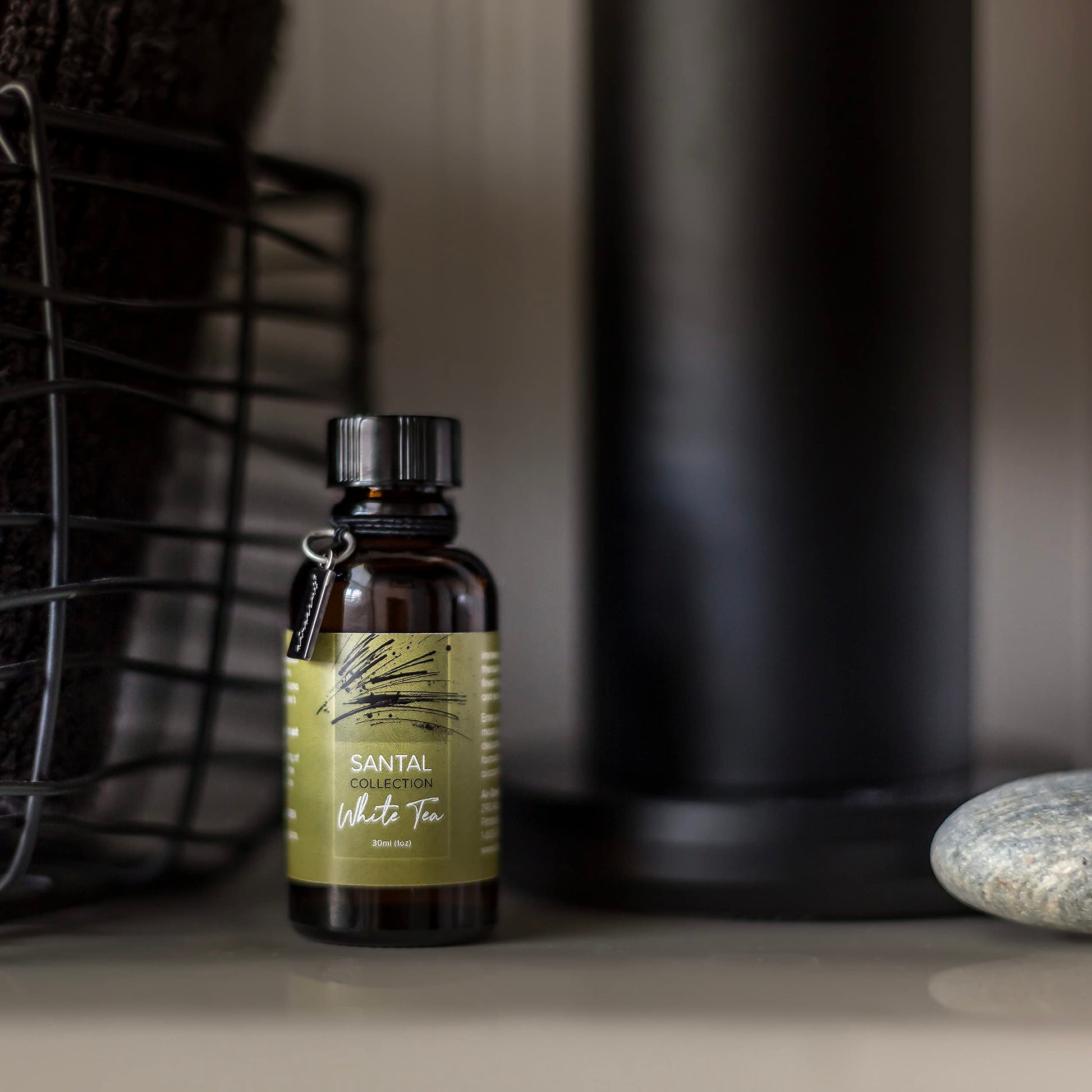 Santal White Tea Diffuser Oil - Air-Scent Aroma and Essential Oil Blend for Aromatherapy Diffusers - 30 Milliliter Air-Scent