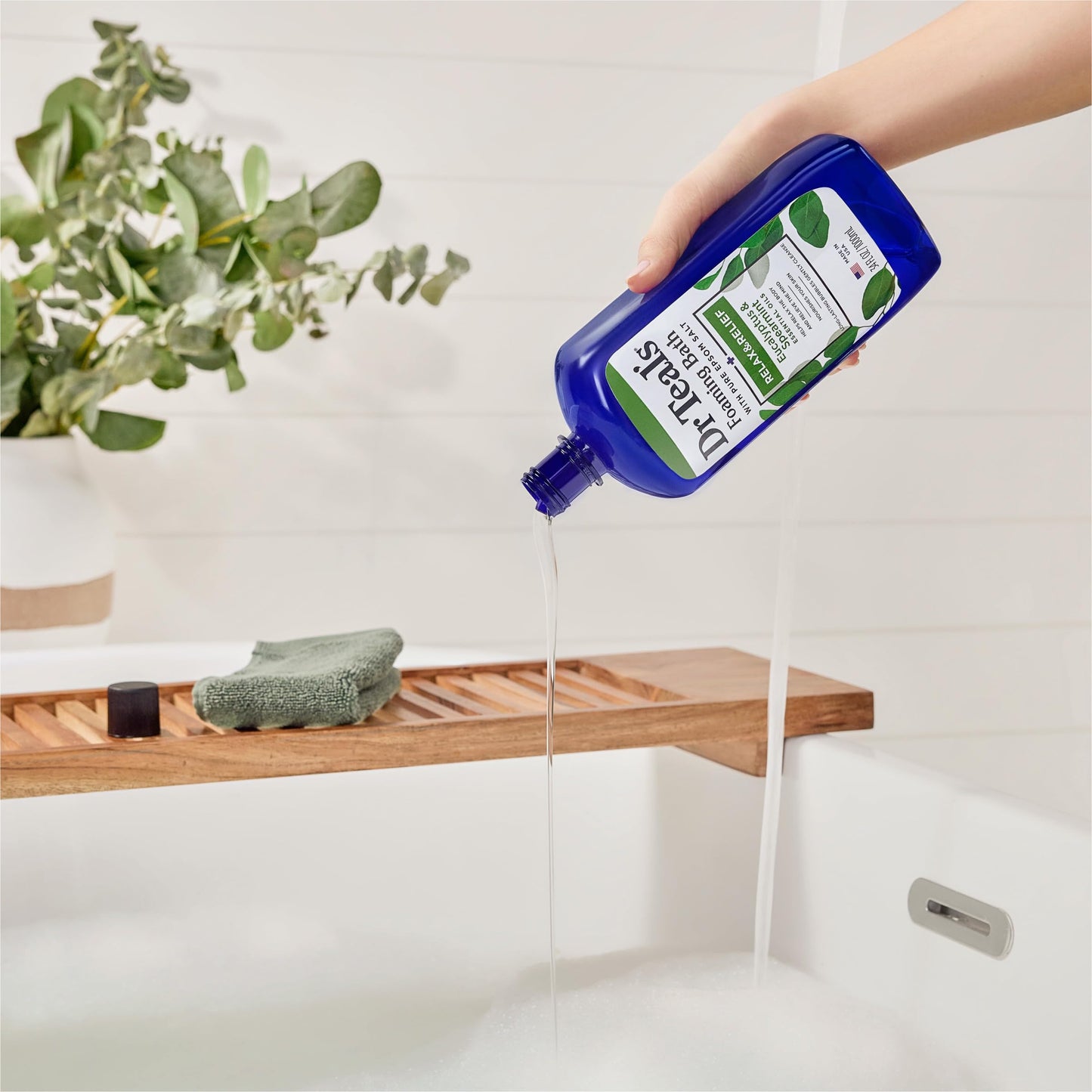 Dr Teal's Foaming Bath with Pure Epsom Salt, Relax & Relief with Eucalyptus & Spearmint