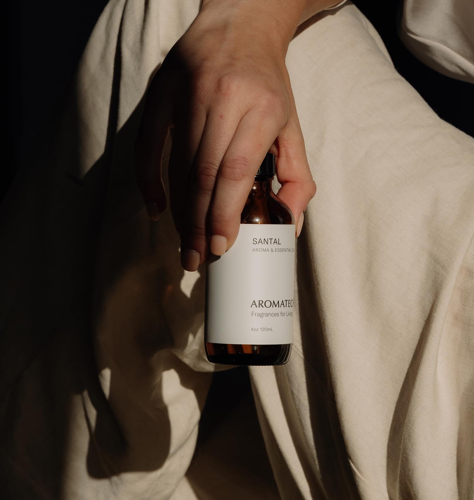 AromaTech Santal Aroma Essential Oil Blend, Aromatherapy with Patchouli and Cedarwood for Diffuser AromaTech