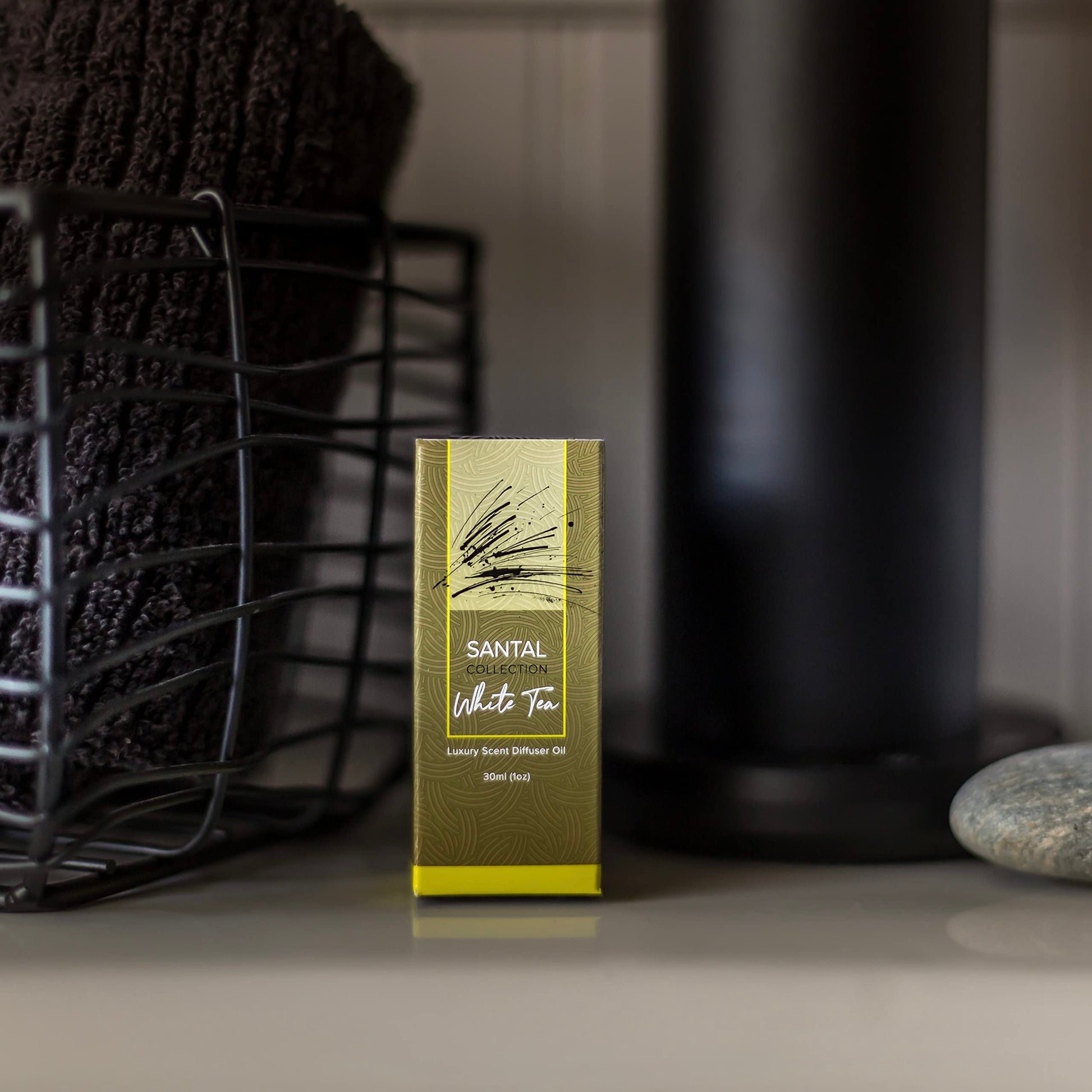 Santal White Tea Diffuser Oil - Air-Scent Aroma and Essential Oil Blend for Aromatherapy Diffusers - 30 Milliliter Air-Scent