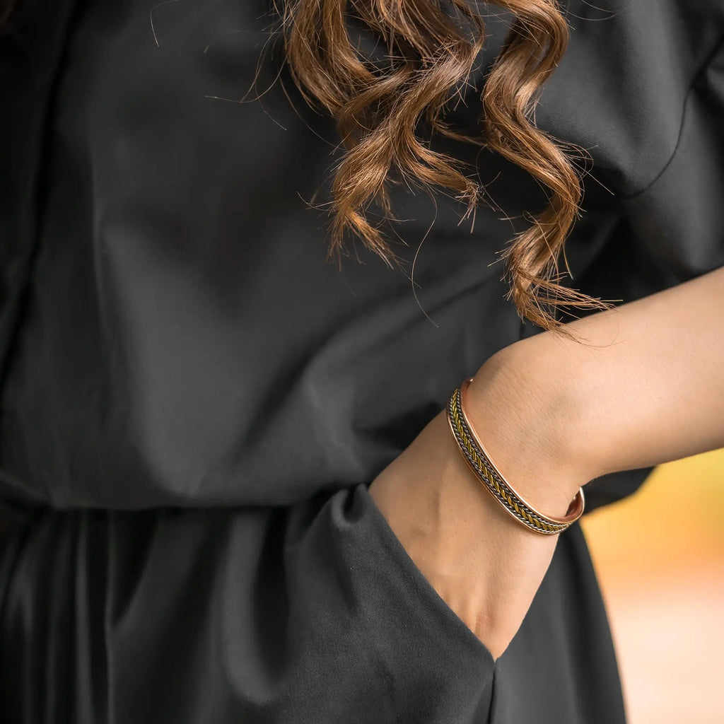 MagnetRX® Women's Copper Bracelet – Effective 99.9% Pure Copper Magnetic Therapy Bracelets MagnetRX