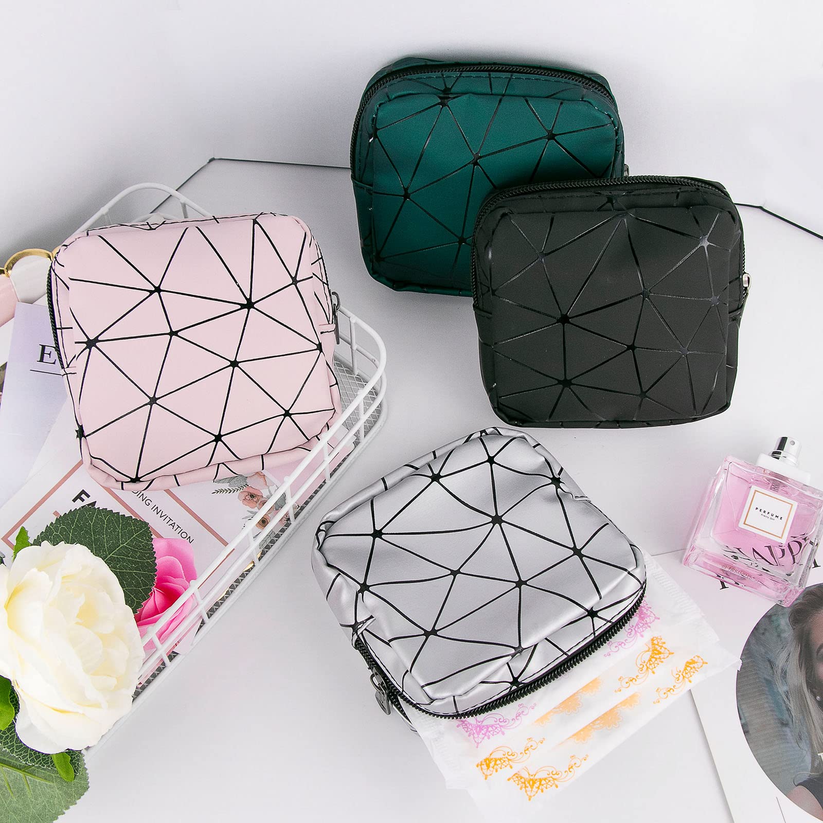 Sanitary Napkin Storage Bags 4PCS Menstrual Cup Pouches Nursing Pad Holder Tampon Bags Bisanzoya