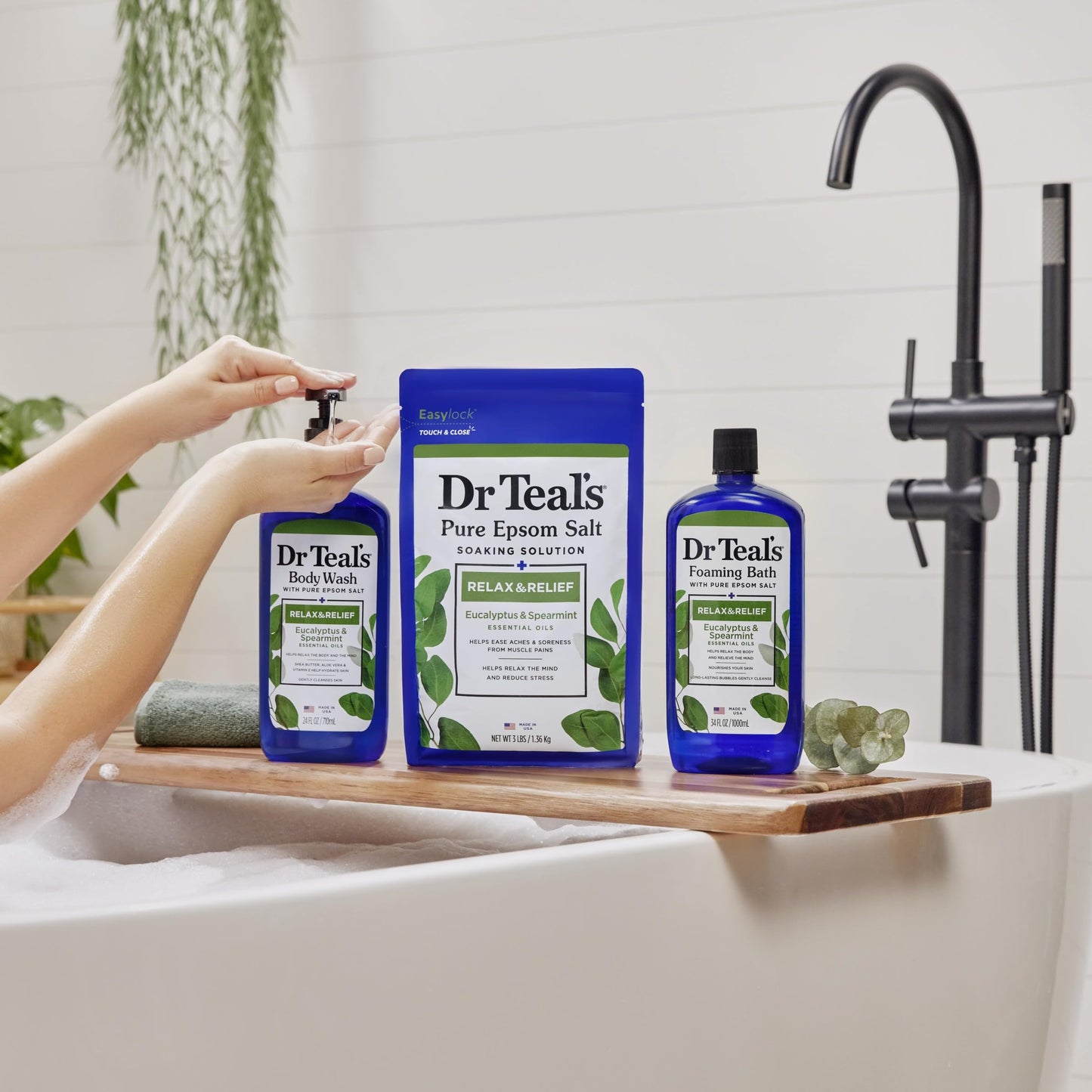 Dr Teal's Foaming Bath with Pure Epsom Salt, Relax & Relief with Eucalyptus & Spearmint