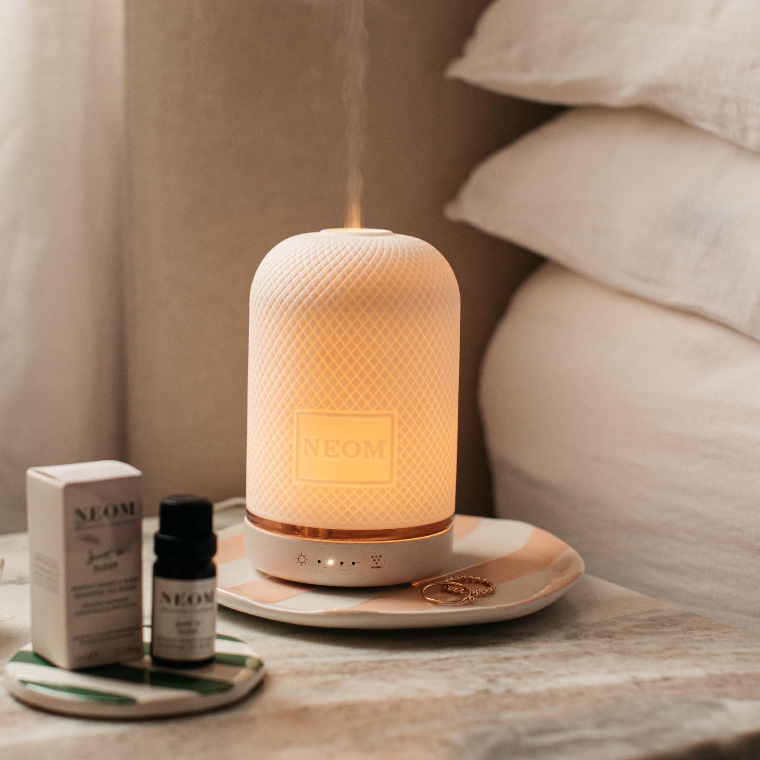 NEOM - Happiness Essential Oil Blend, 10ml | Neroli, Mimosa & Lemon | Scent to Make You Happy Range Neom